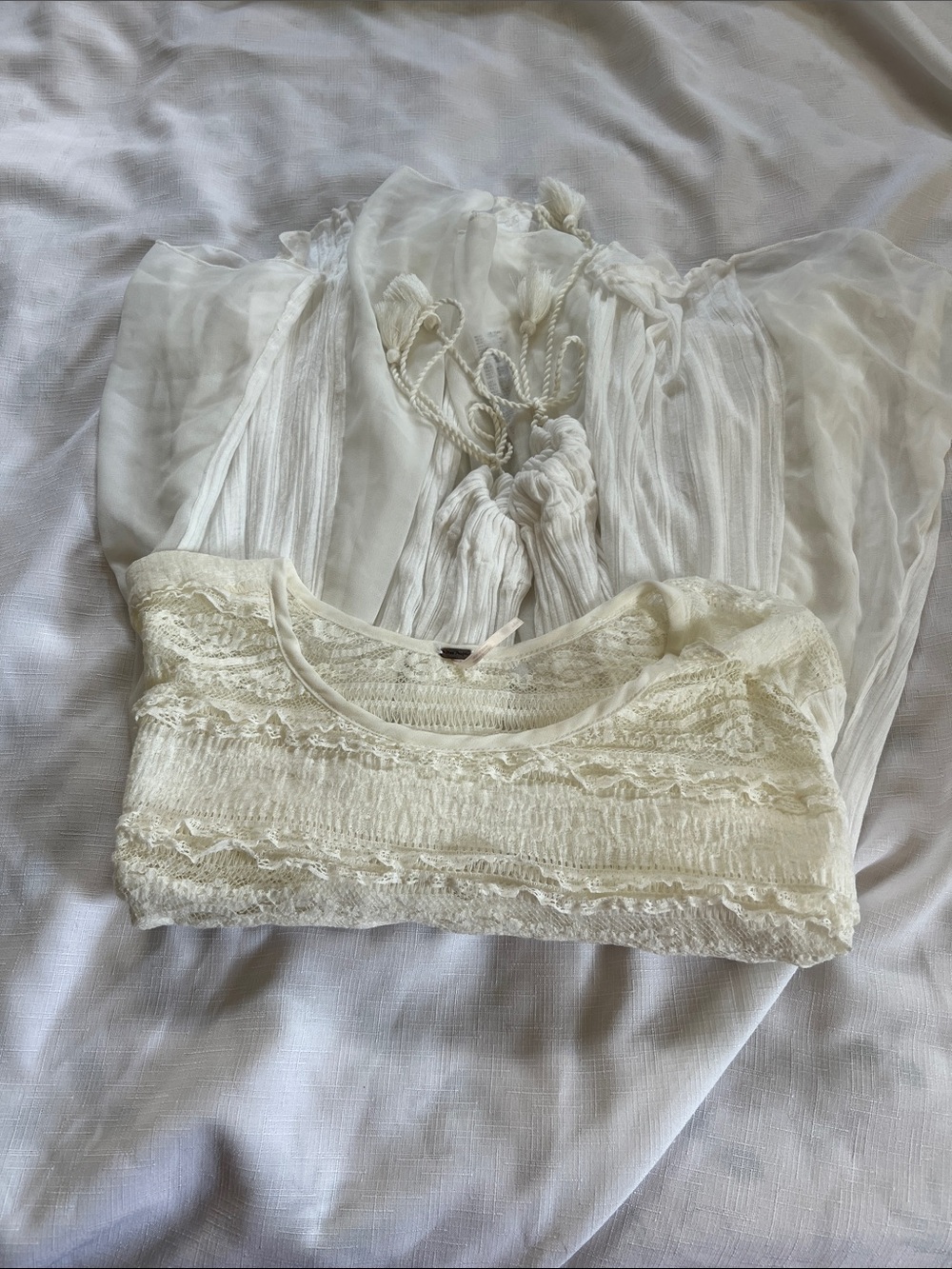 Free People White Lace Yoke Flowy Tunic Top - Picture 3 of 4